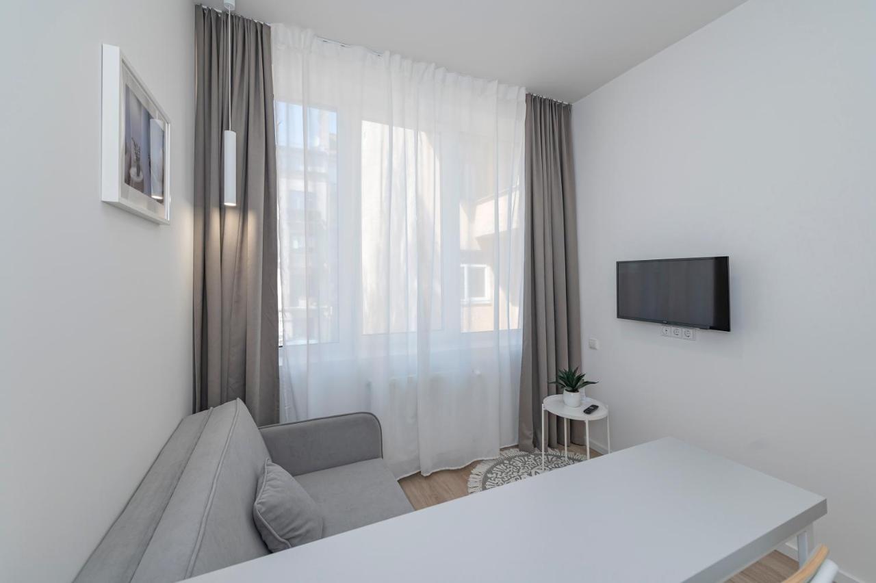 Uab Laisves Alejos Viesbutis Apartamento Kaunas Exterior foto