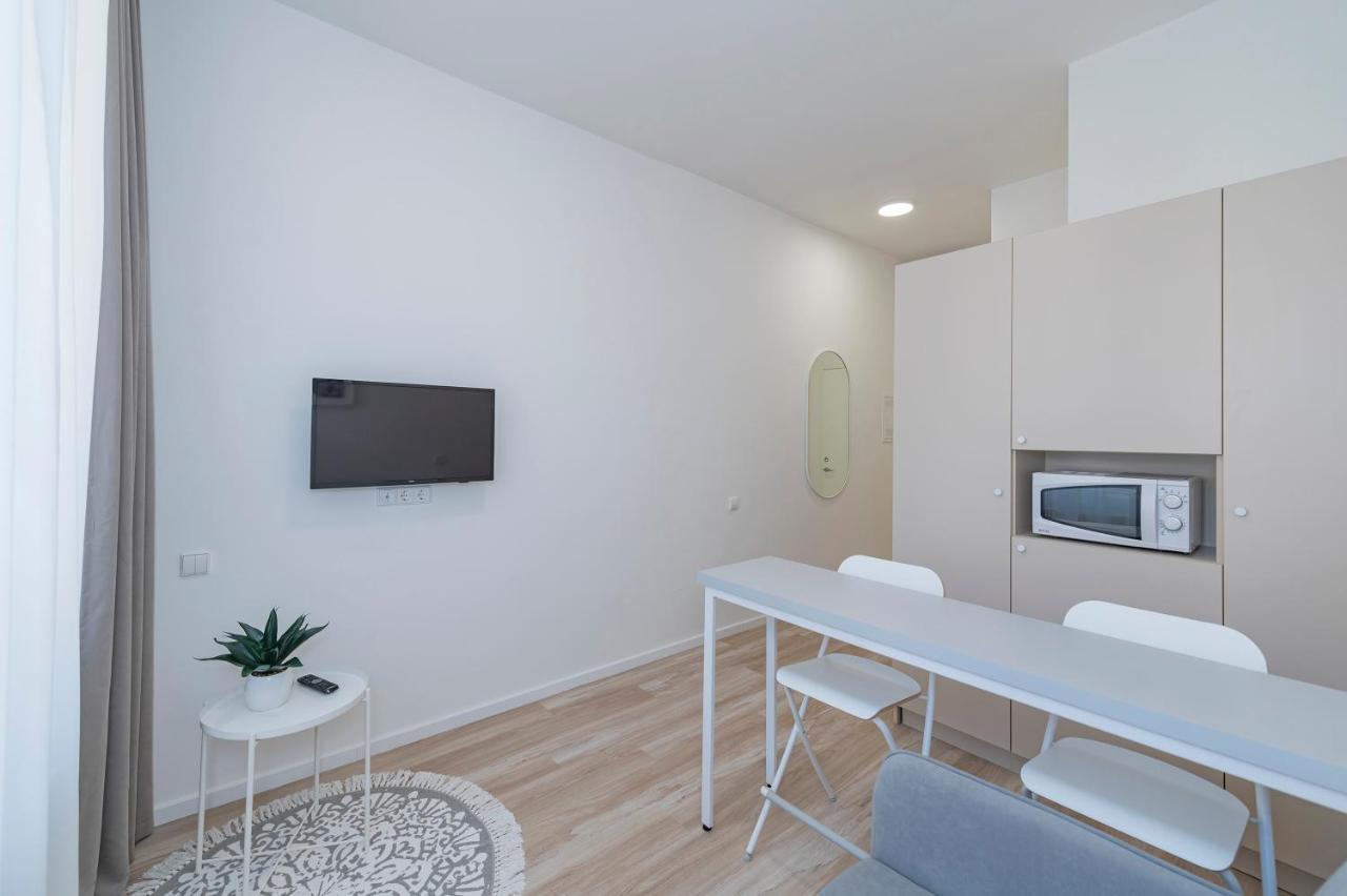 Uab Laisves Alejos Viesbutis Apartamento Kaunas Exterior foto